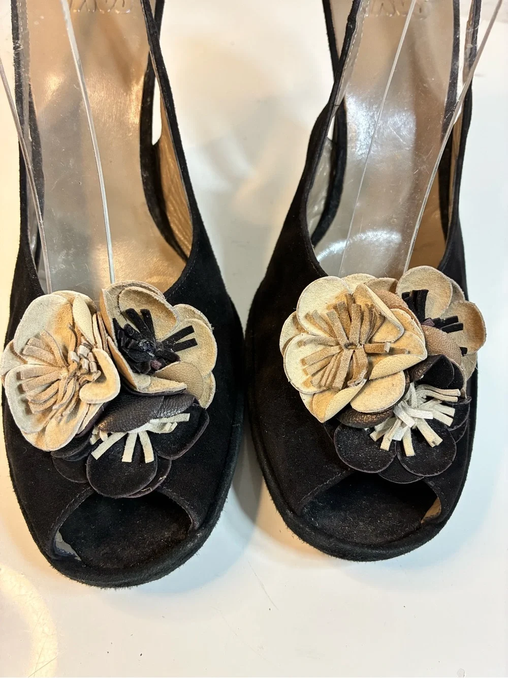 Black Suede Ankle Strap Wedge Peep-Toe Sandals with Floral Appliqués VTG -READ